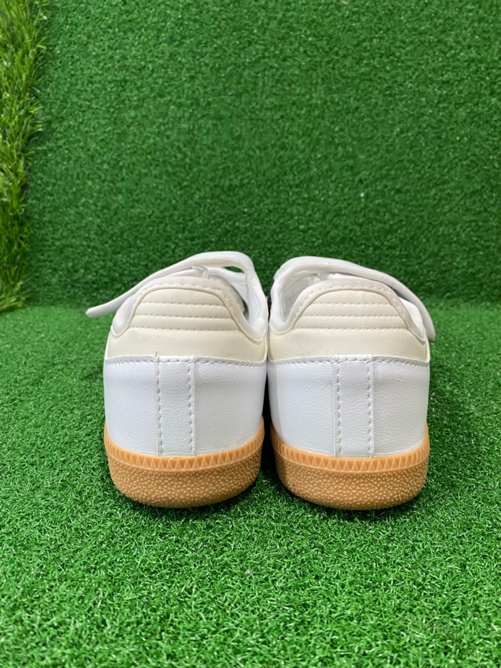 adidas Samba Jane Shoes - White Sz 8 Women’s
(Abr 026) - Picture 12 of 13